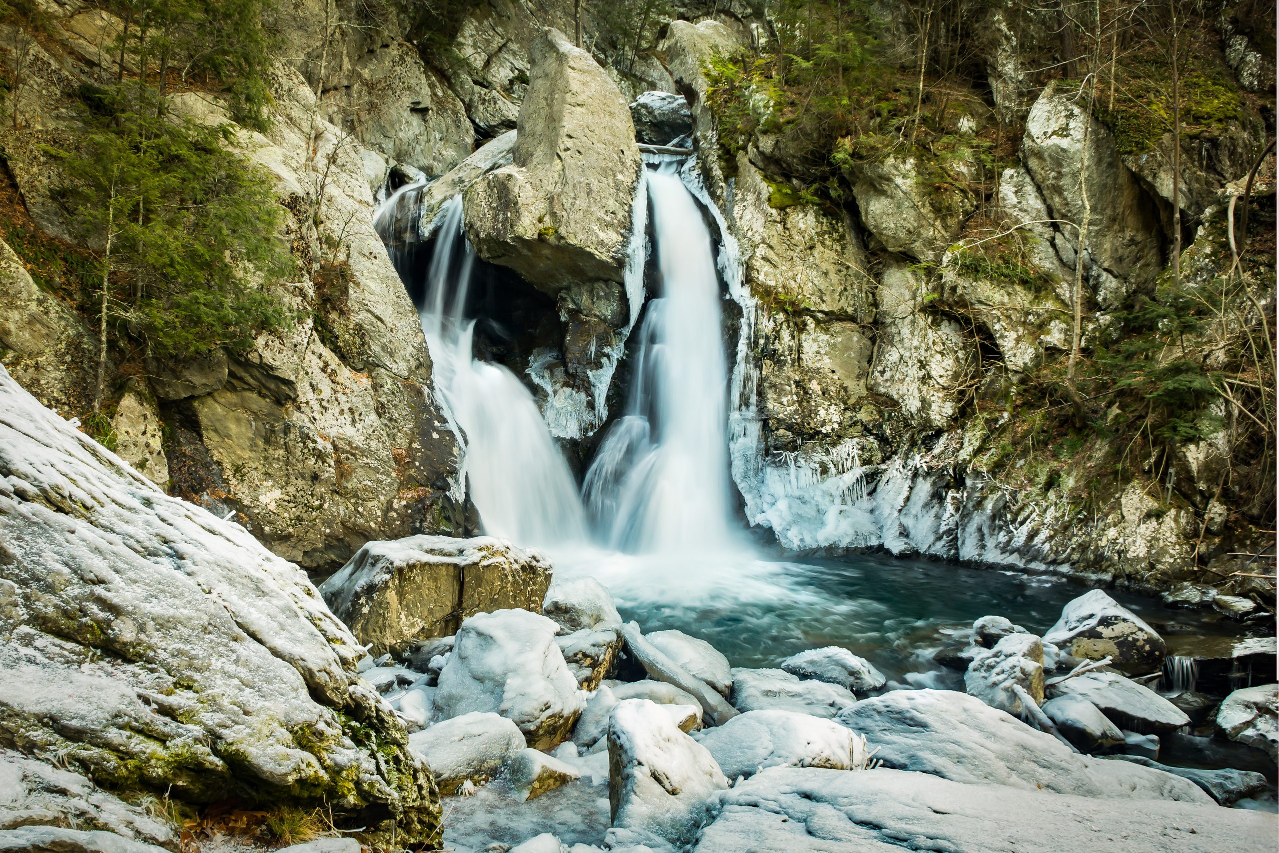 massachusetts-bash-bish-falls-237433480 Bash Bish Falls